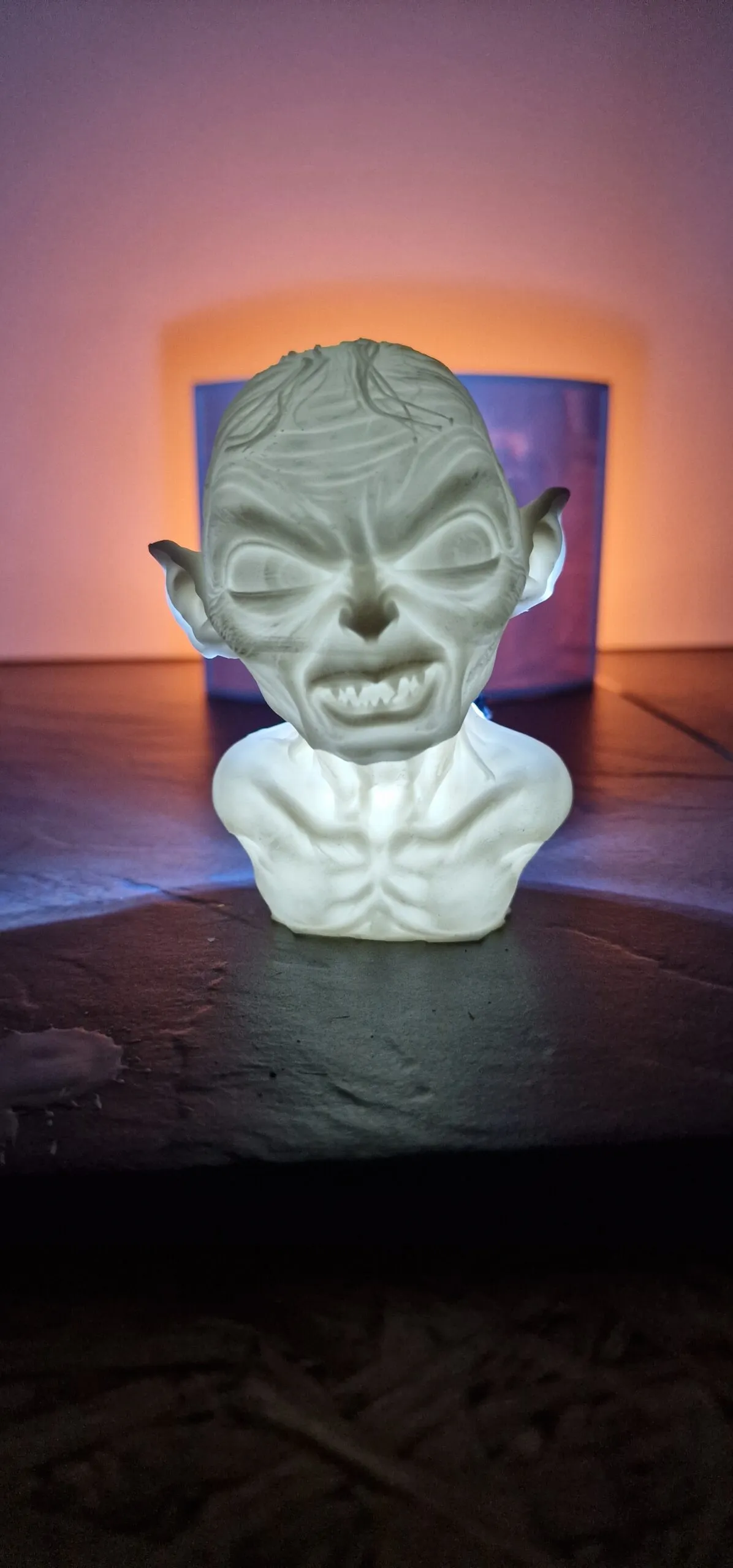 Büste vor Licht